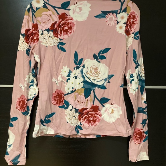 Women’s Guess Top - Picture 1 of 2